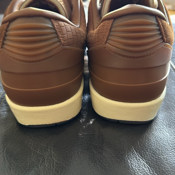 Jordan Men's Tan Sneakers - Picture 8 of 11